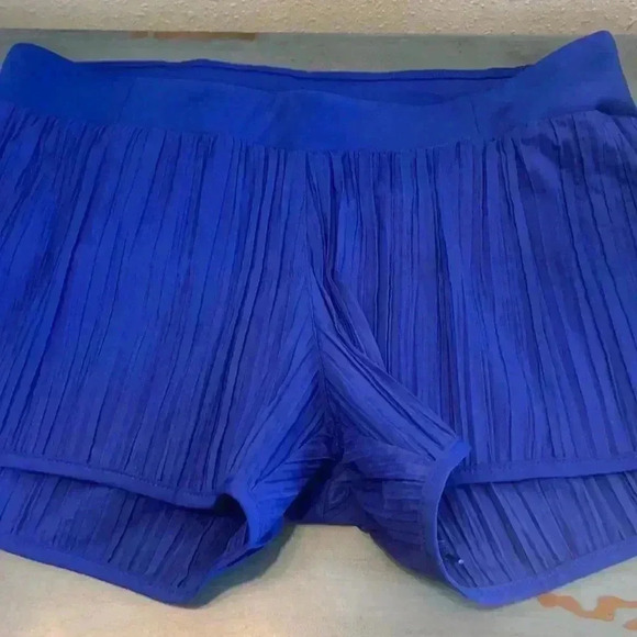 ADIDAS Climalite Women’s Running Shorts - Picture 4 of 7